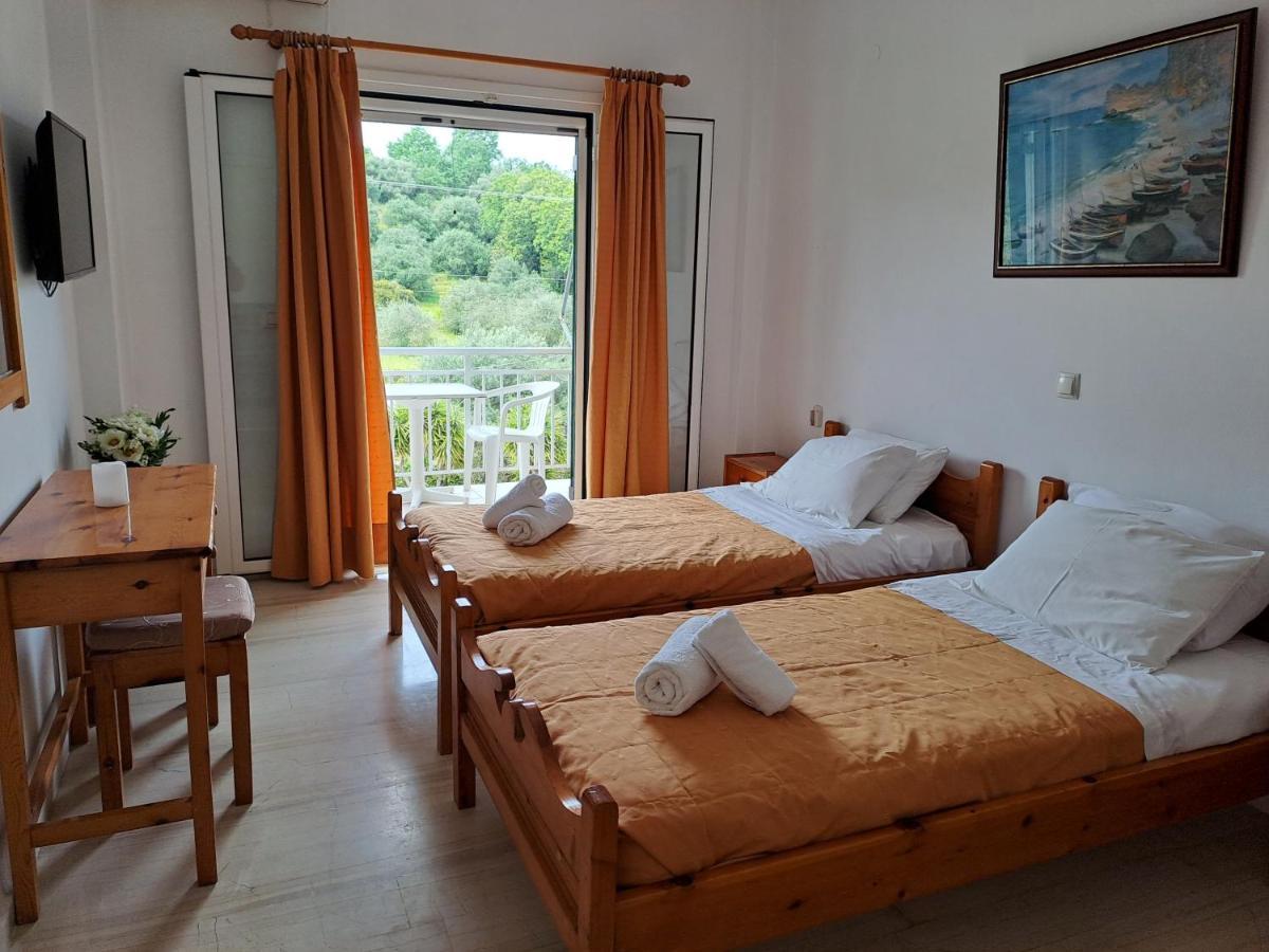 Evridiki Apartments Mesongi Luaran gambar