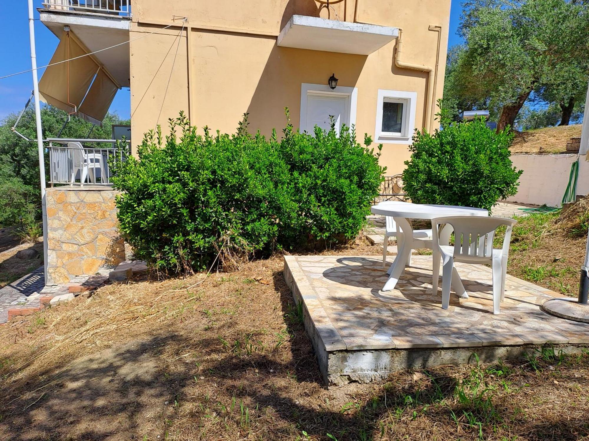 Evridiki Apartments Mesongi Luaran gambar