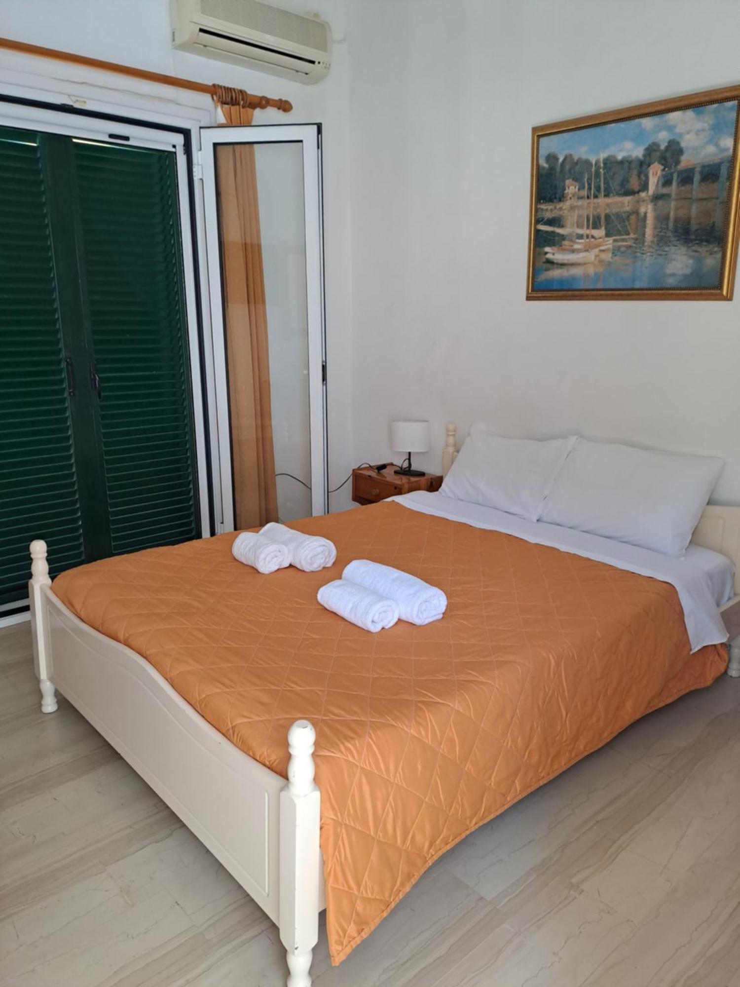 Evridiki Apartments Mesongi Luaran gambar